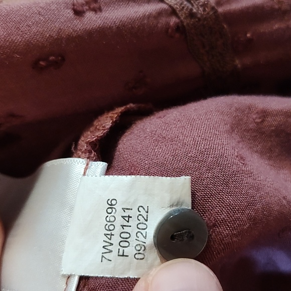 Lucky Brand Boho Cropped Swiss Dot Peasant Blouse Mauve Modal Blend Flowy Lace L - Picture 11 of 11